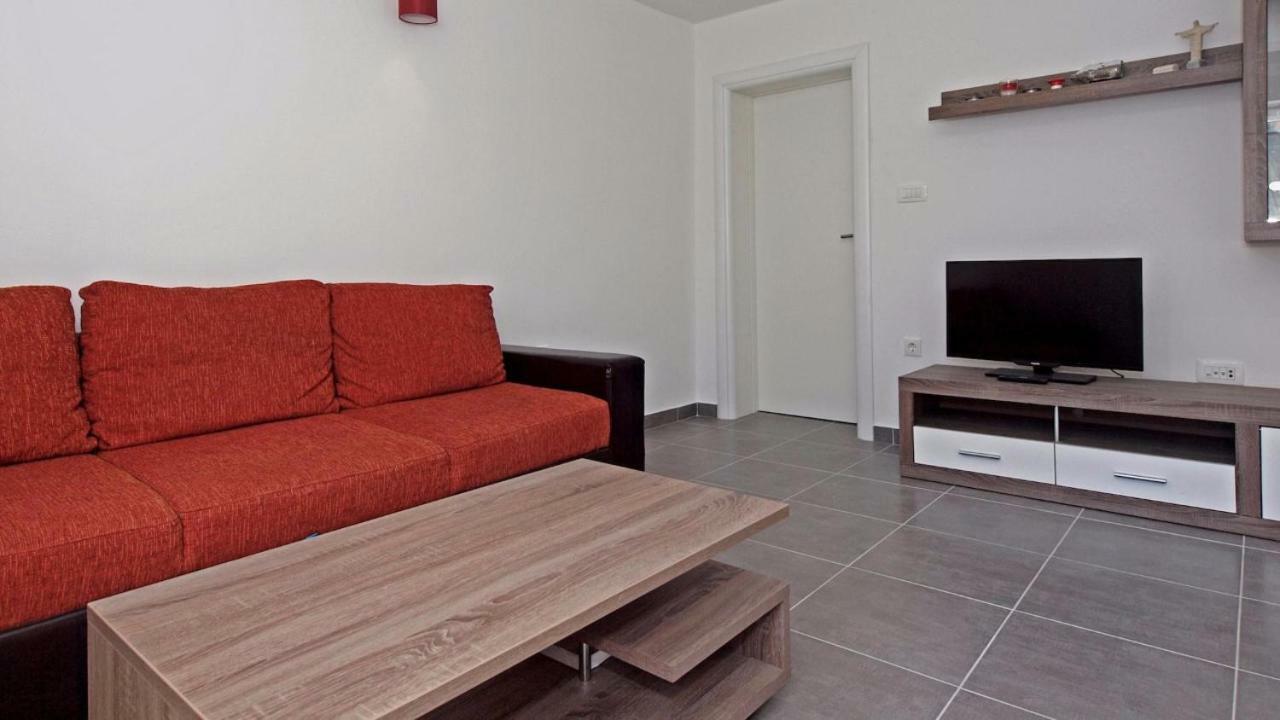 Mare Apartment *