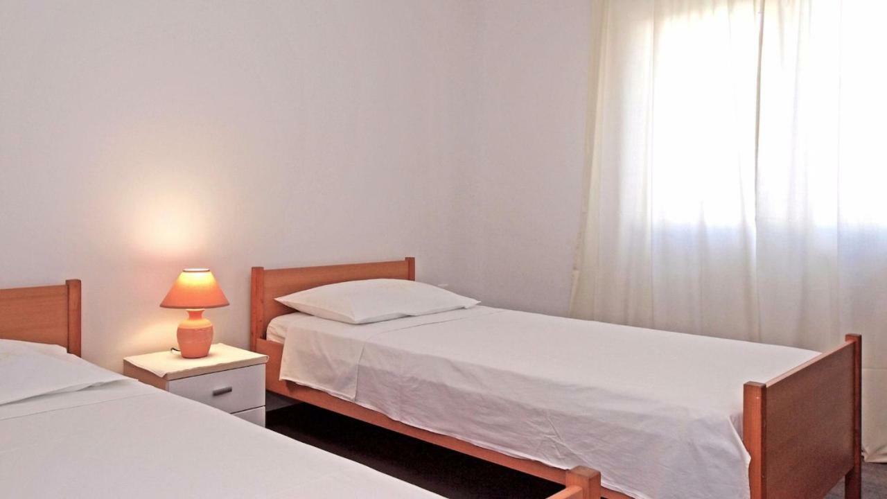 Mare Apartment *